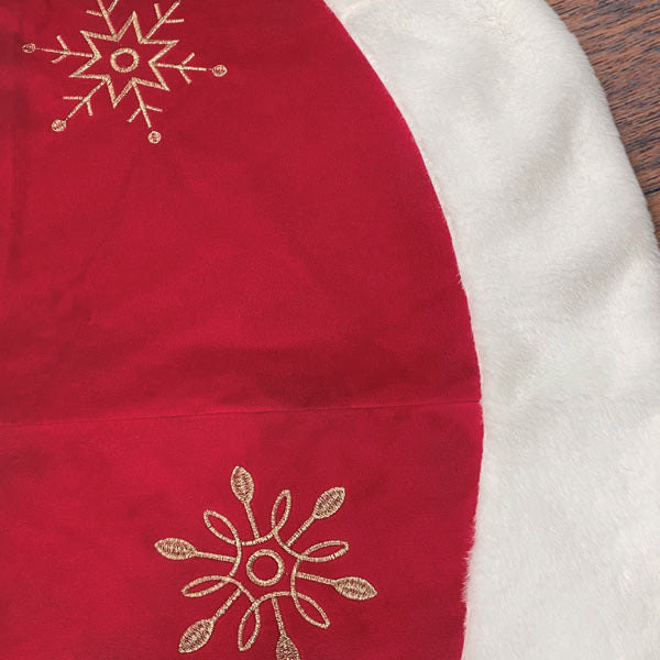 48" Red Snowflake Embroidered Tree Skirt With Faux Fur Trim