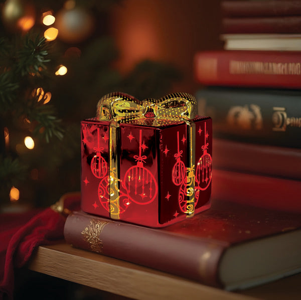 Lit Ornamental Glass Gift Box – Old World Christmas