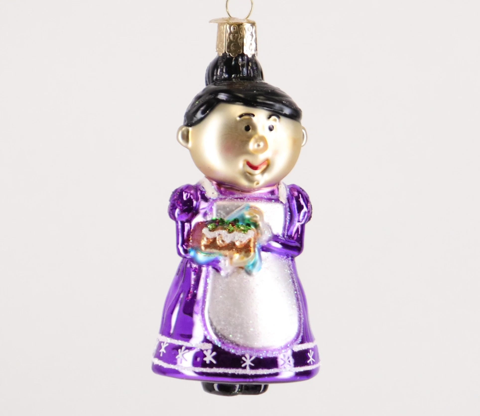 Cheery Mrs. Claus Ornament – Old World Christmas